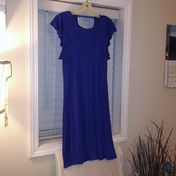 Three Dots Ruffle Cap Sleeve Dress - Picture 4 of 7